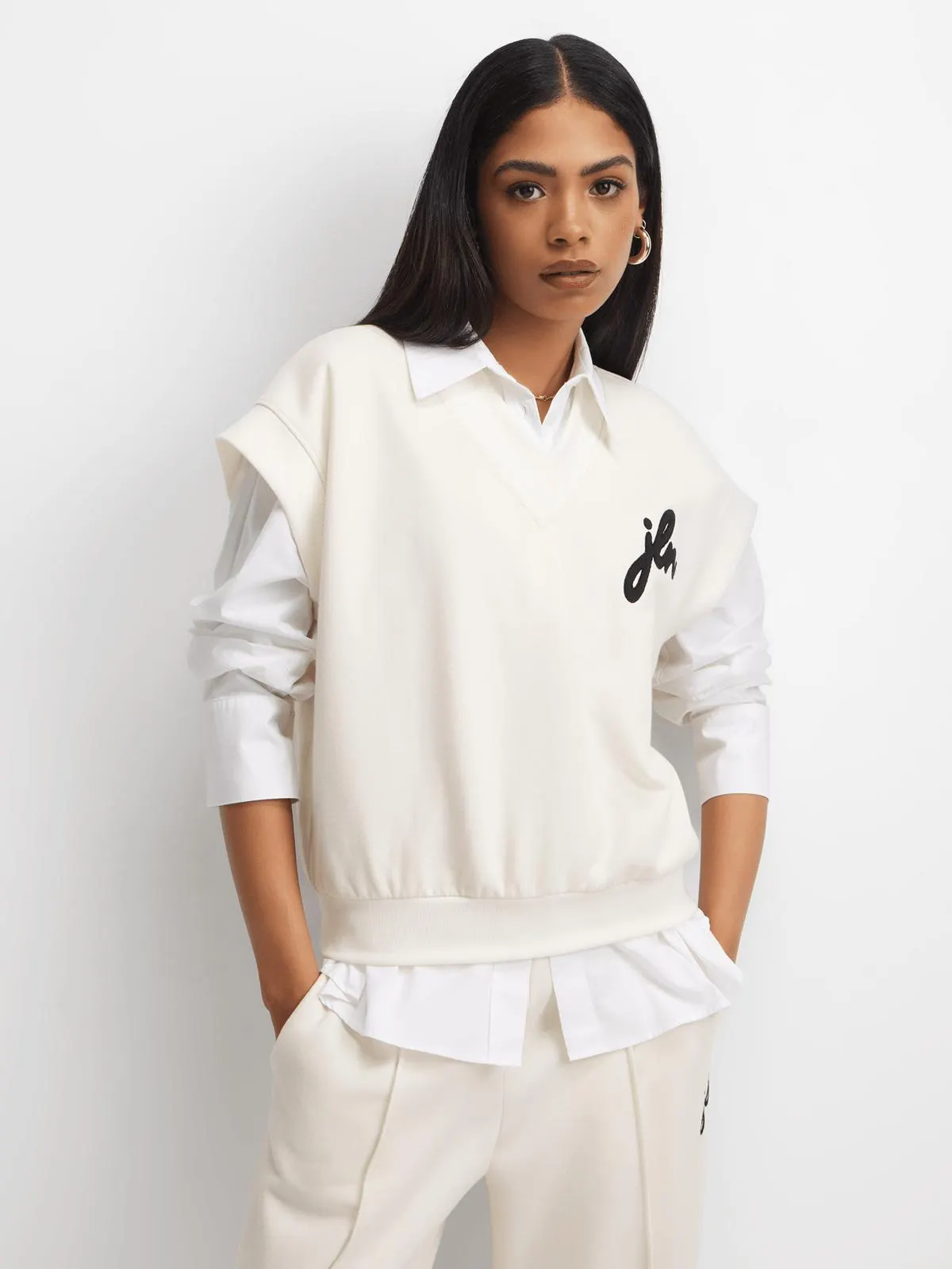 Women's JLN Cream Relaxed V-Neck Sweater Vest