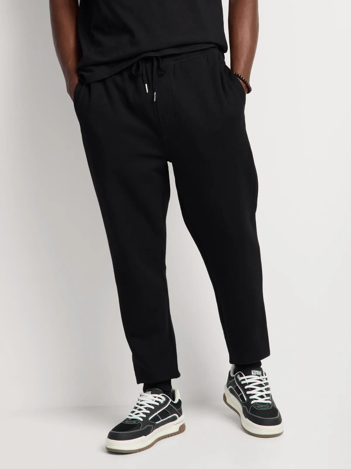 Markham Men's Tapered Fit Core Black Knit Jogger