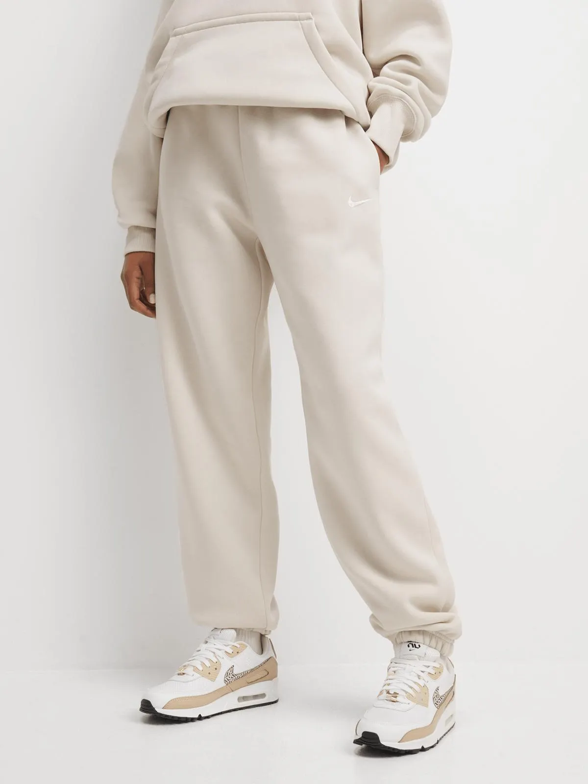 Nike Women's Nsw Phoenix Fleece Light Brown Track Pants