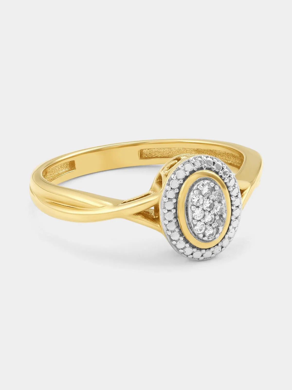 Yellow Gold Diamond Oval Halo Twist Ring