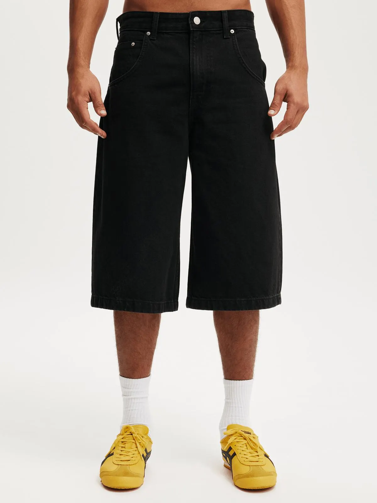 Men's Cotton On Black Y2k Super Wide Jorts