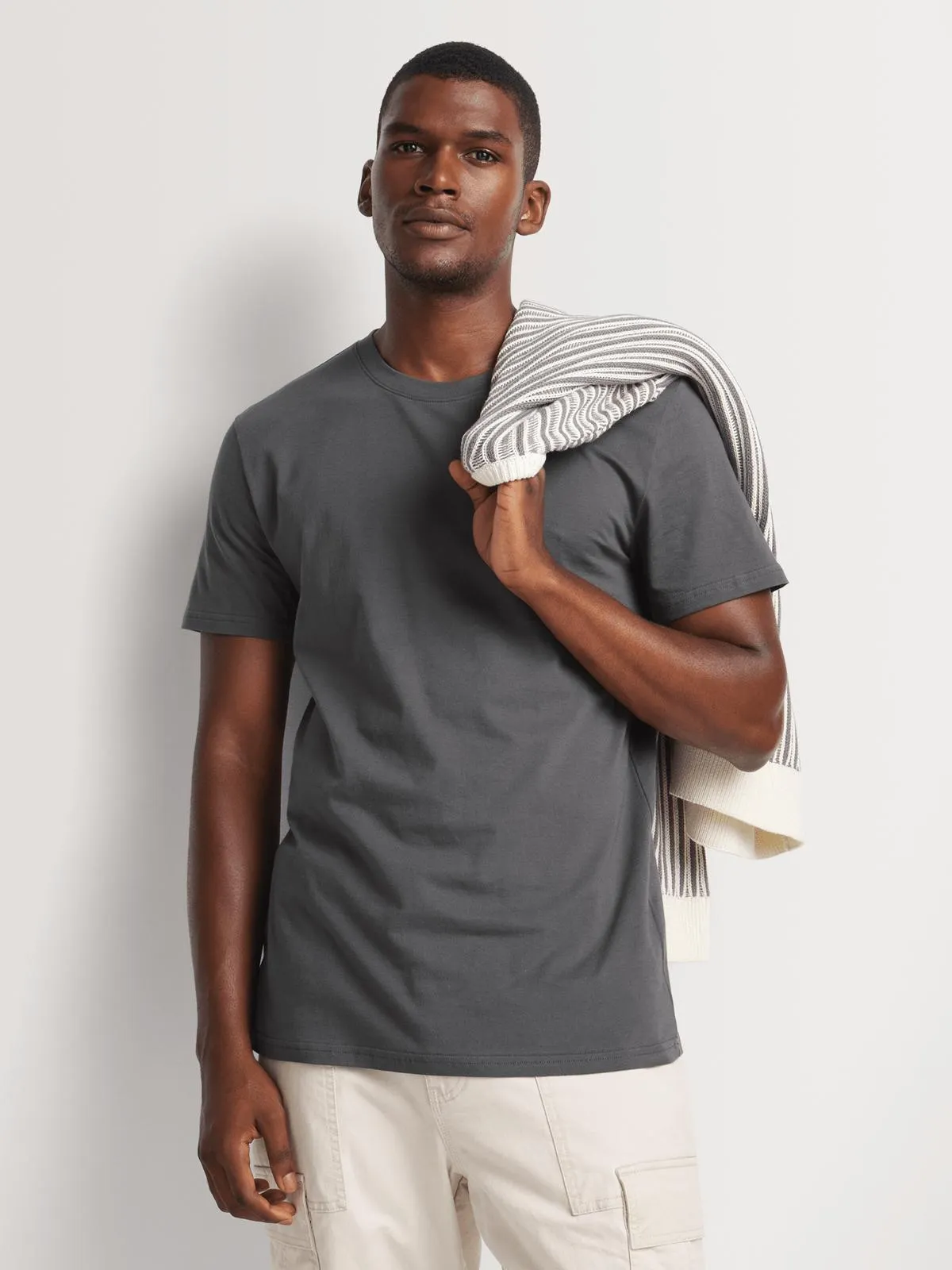 Men's Markham Fashion Basic Crew Neck Charcoal T-Shirt