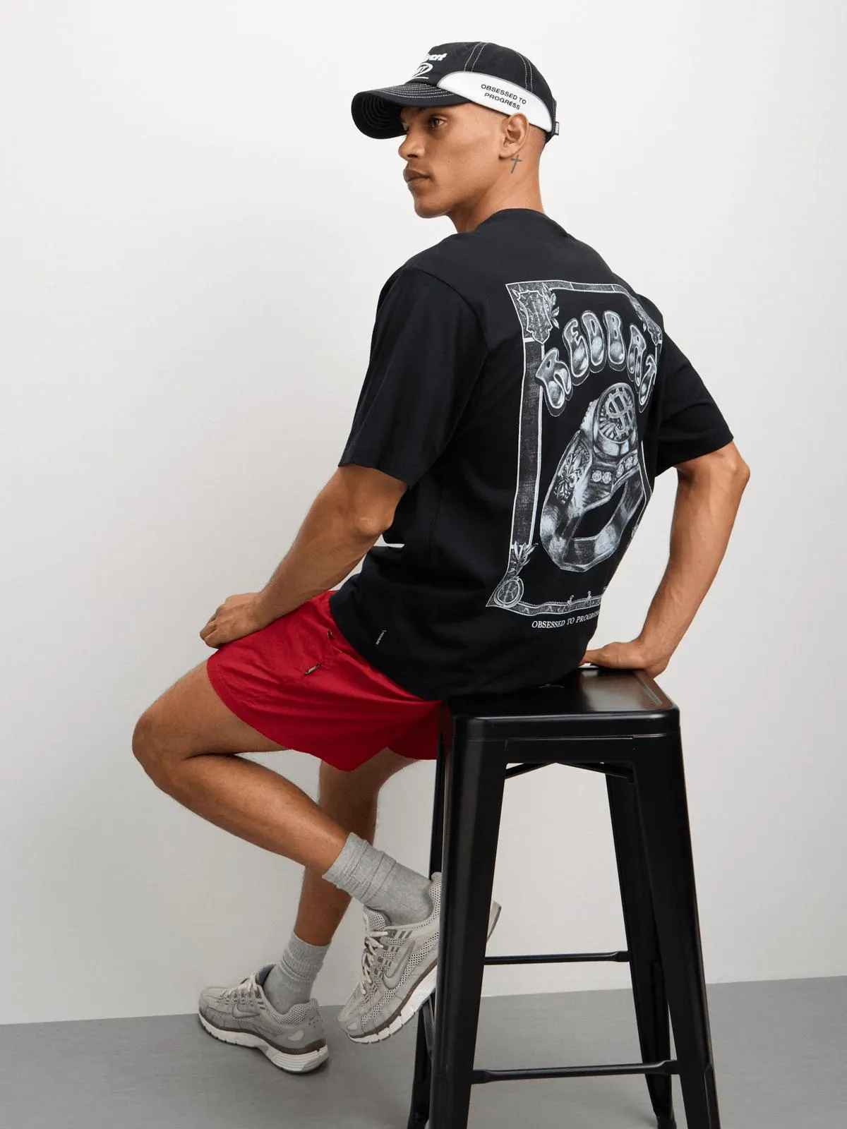 Redbat Men's Ring Sketch Graphic Black T-Shirt