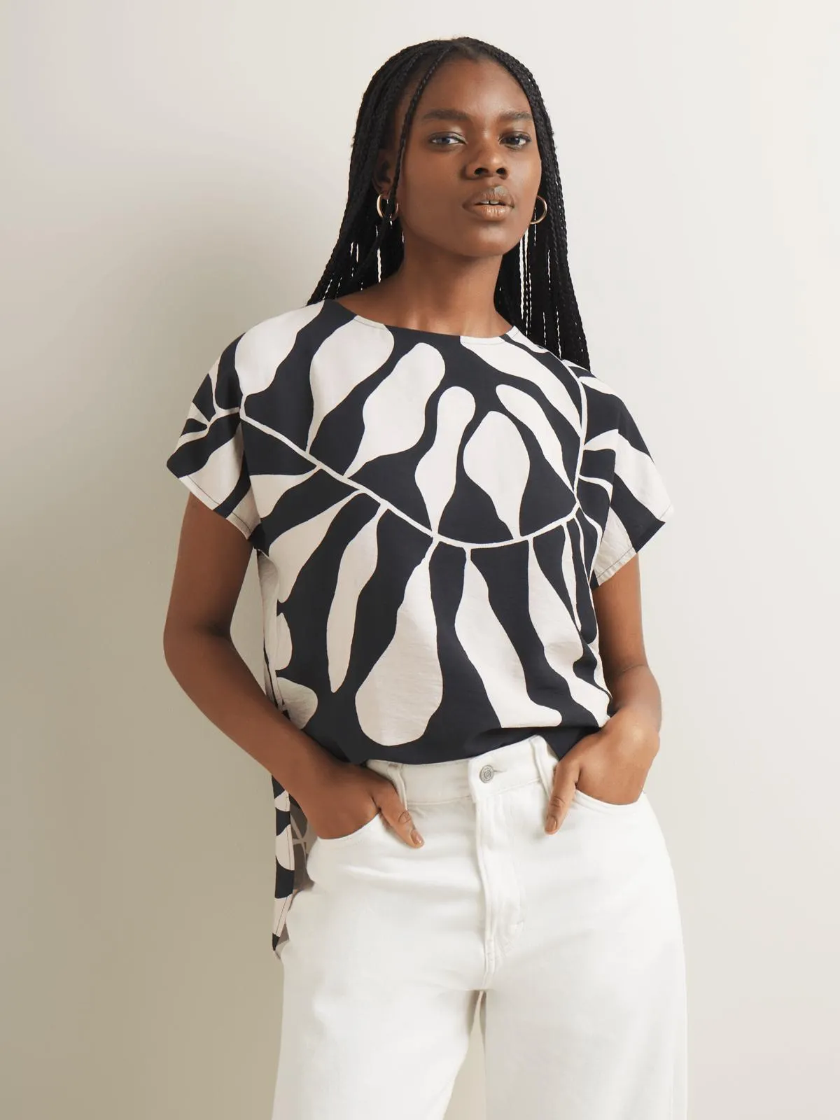 Women's Iconography Slash Neck Shell Top