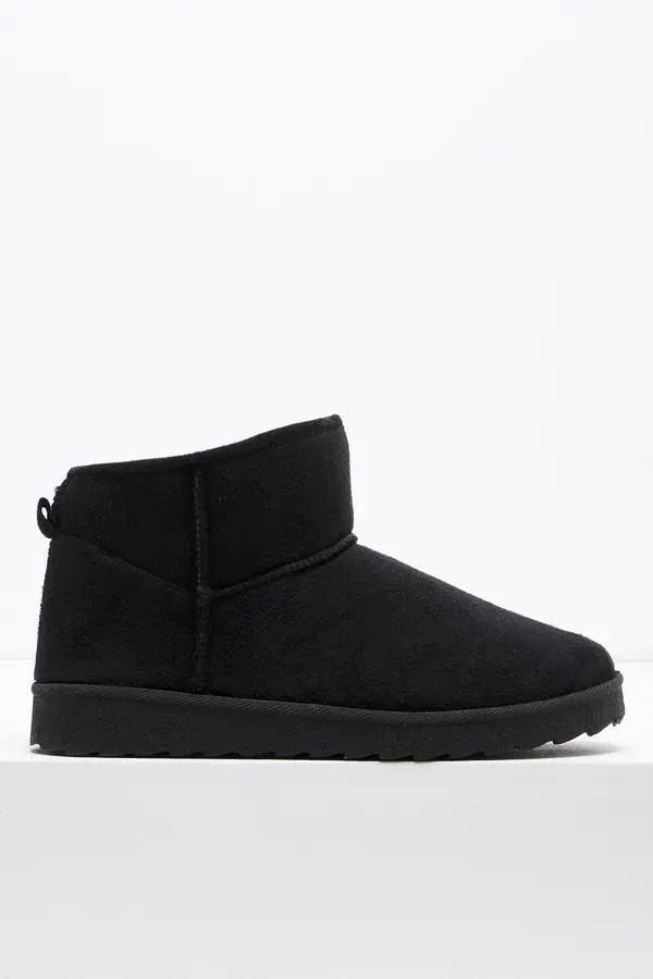 Low comfy boot black