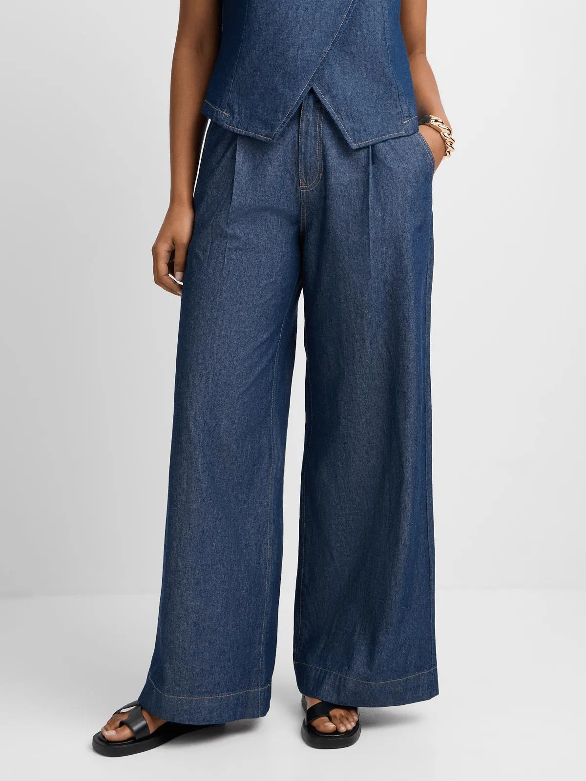 Jet Women's Raw Wash Pleated Wide Leg Denim