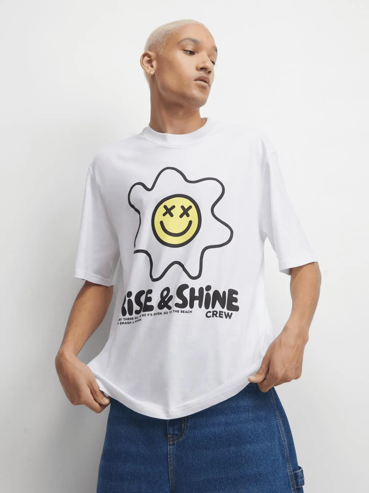 The FIX Men's White Rise & Shine Eggs Graphic Top