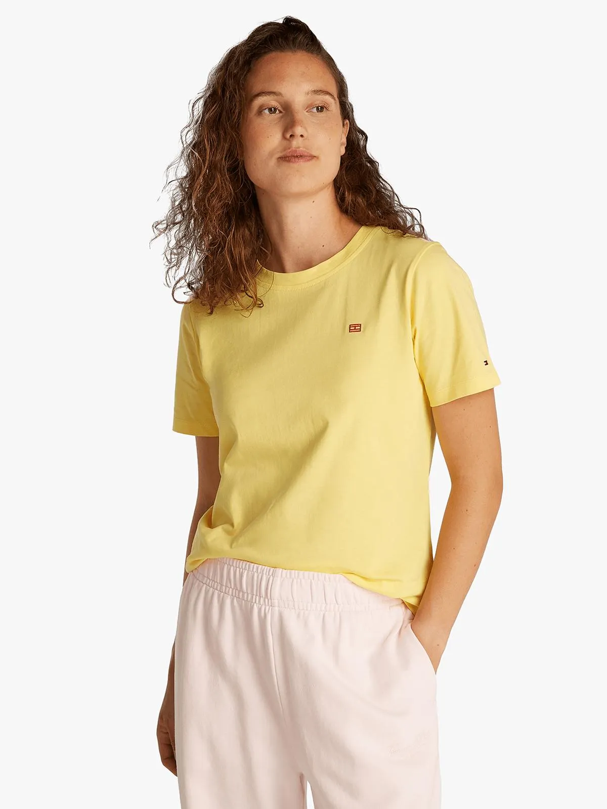 Women's Tommy Hilfiger Yellow Reg Contrast Flag T-Shirt