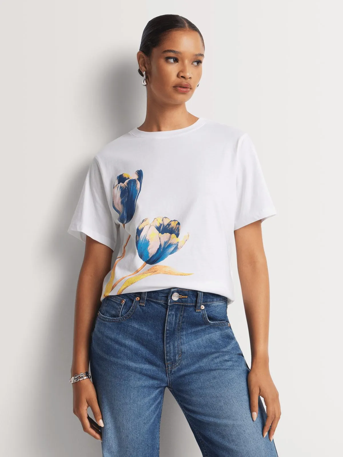 Regular Fit Big Flower Graphic T-Shirt