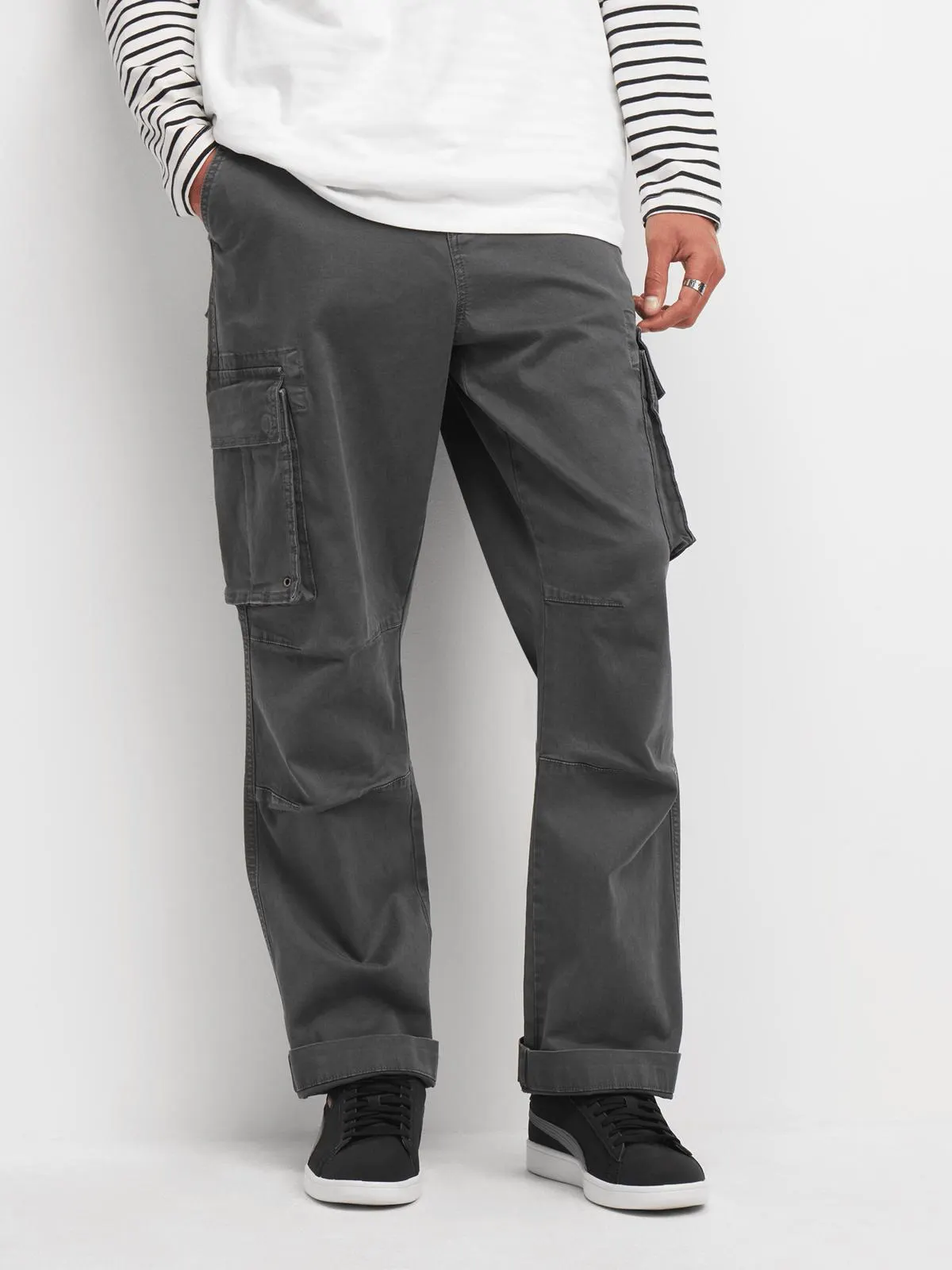 Redbat Men's Washed Grey Cargo Pants