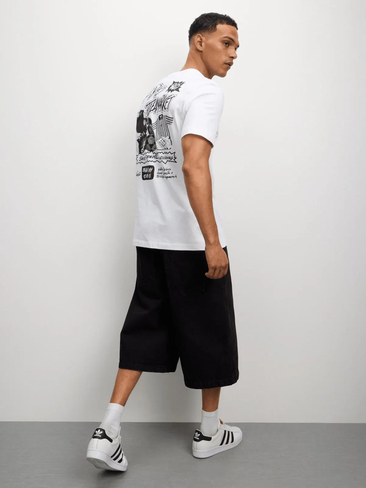 adidas Originals Men's Fleamarket White T-shirt