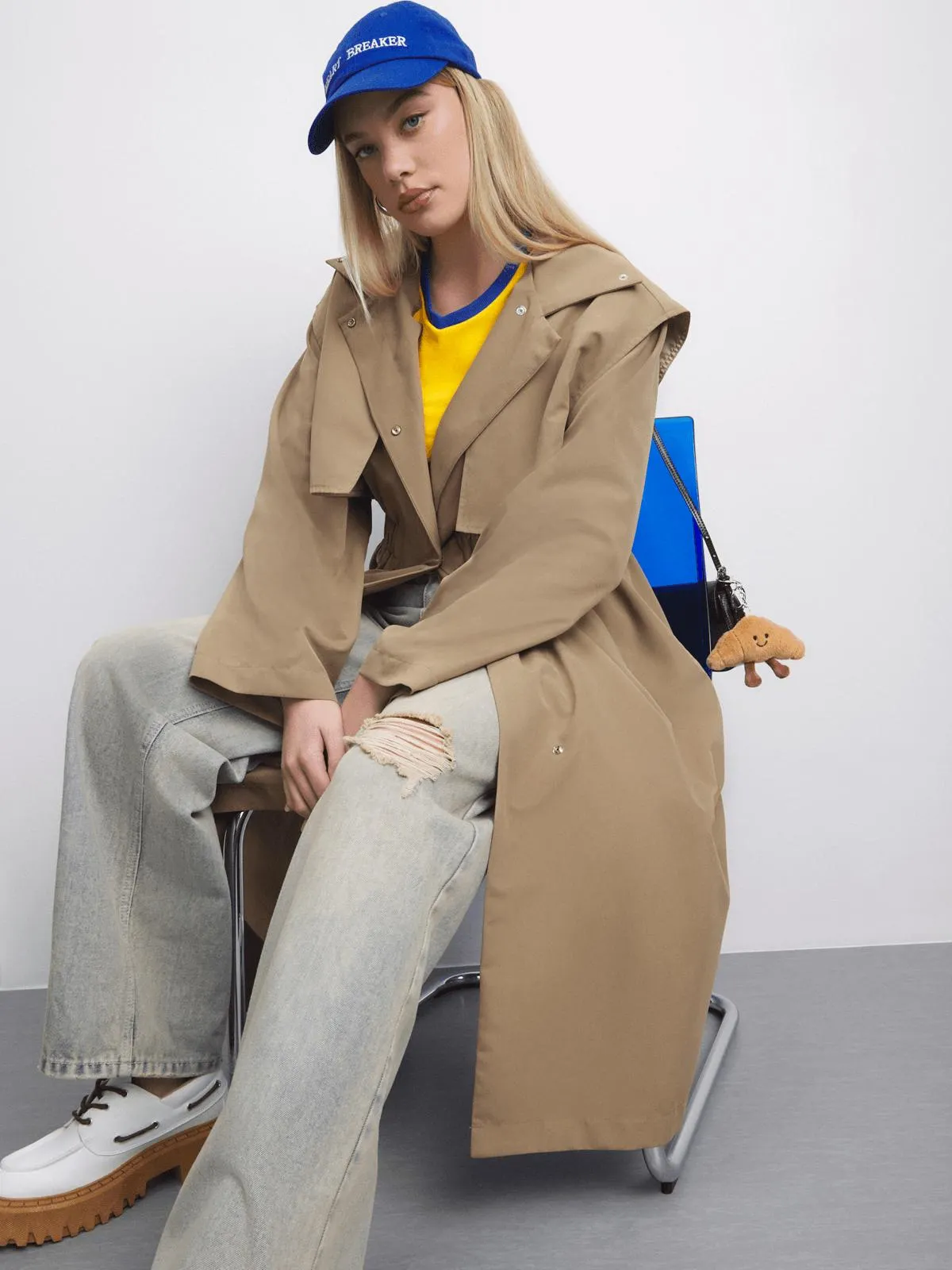 The FIX Women's Natural Extened Shoulder Trench Coat