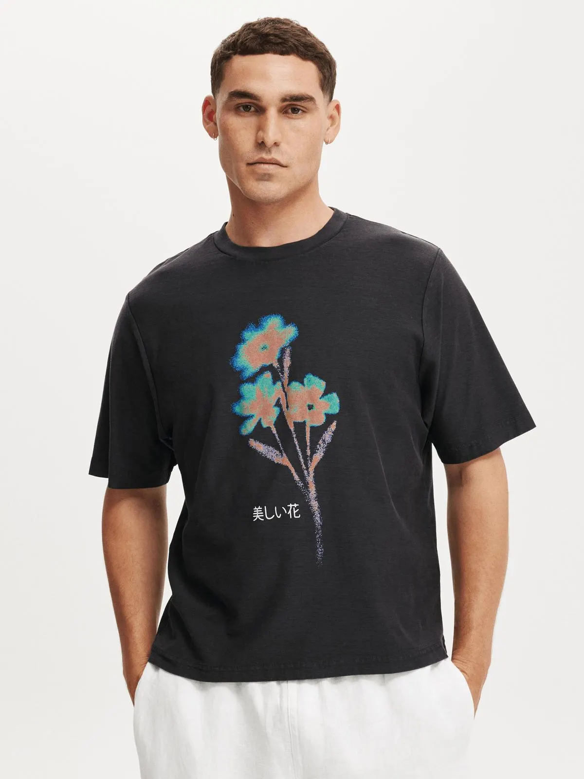 Men's Cotton On Black Cropped Fit Graphic T-shirt