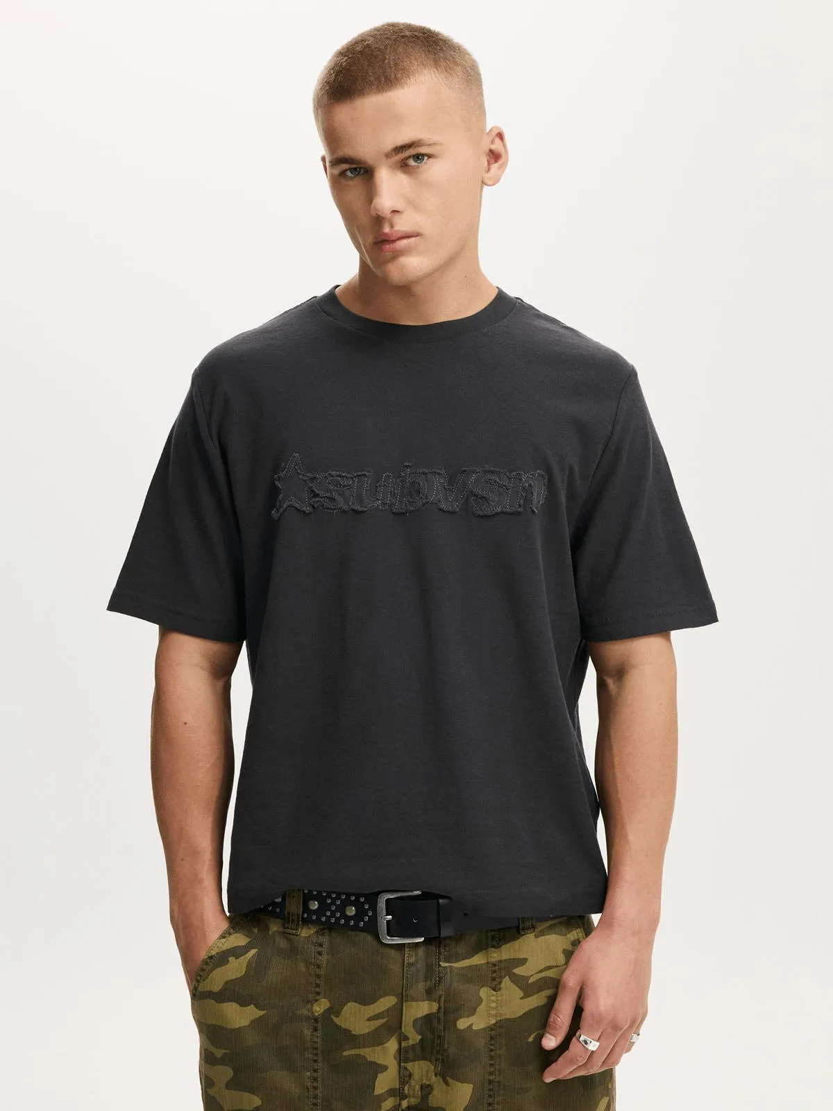 Men's Cotton On Black Cropped Fit Graphic T-shirt