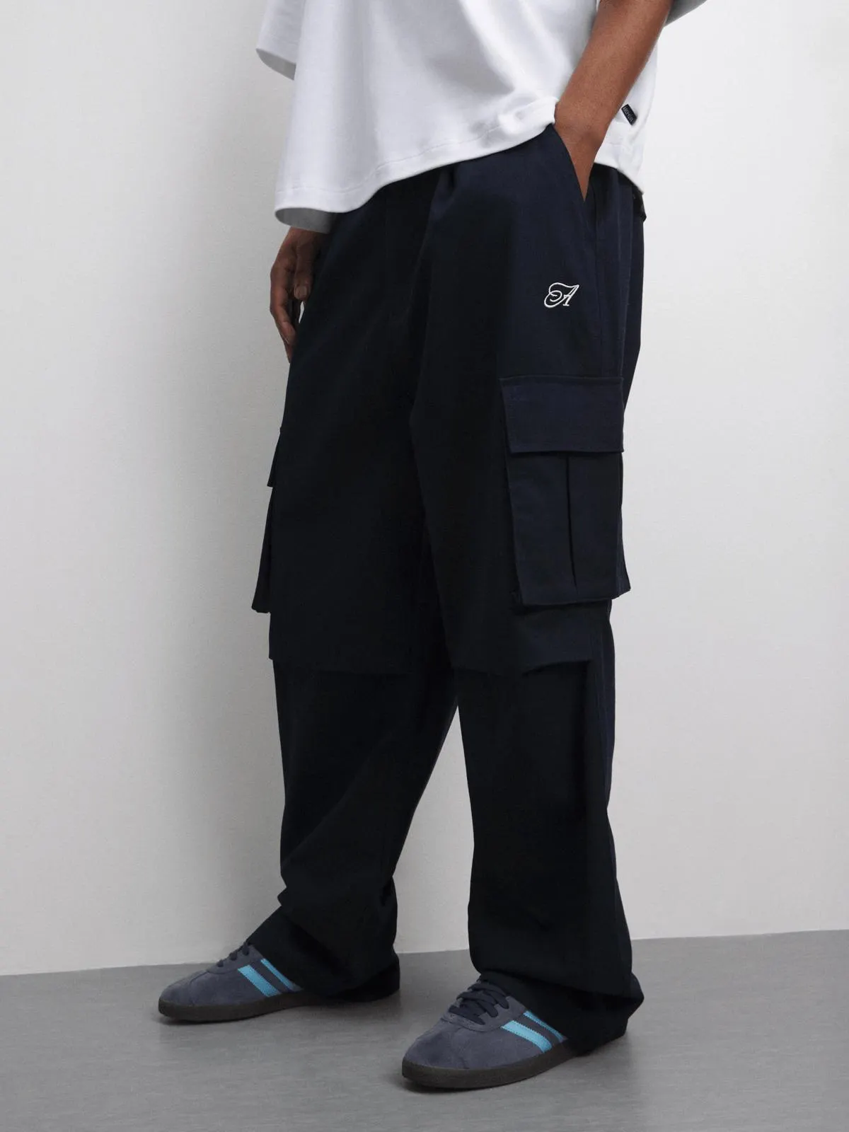 Archive Men's Cargo Baggy Navy Pants