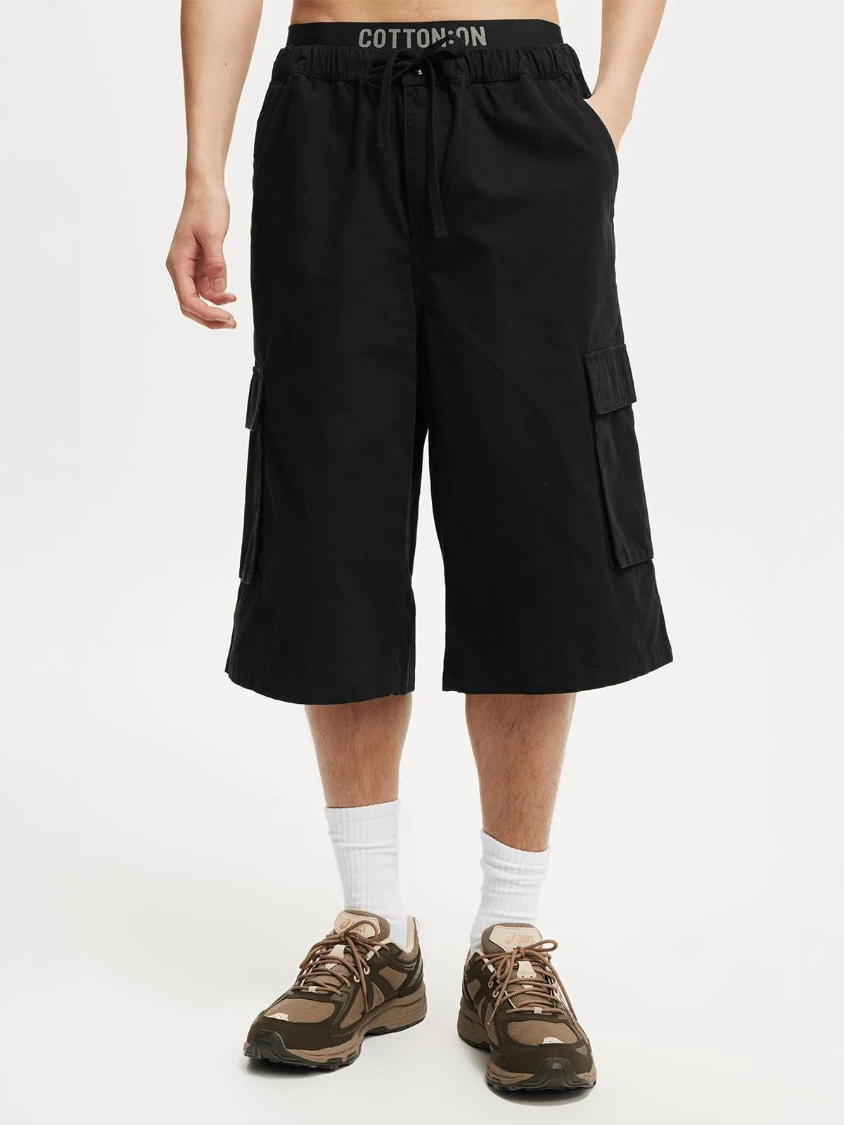 Men's Cotton On Black Super Baggy Cargo Shorts