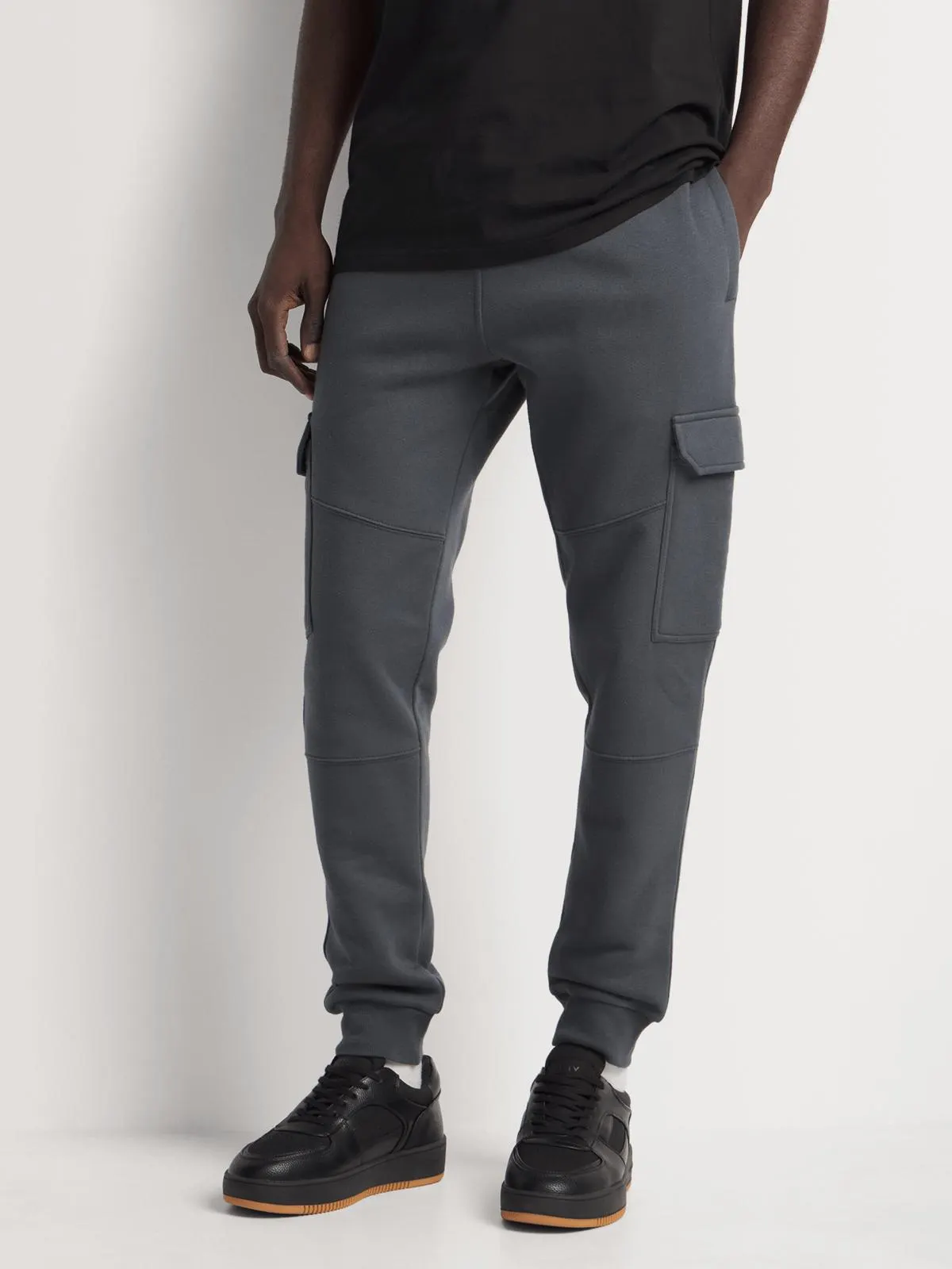 Markham Men's Utility Gunmetal Jogger