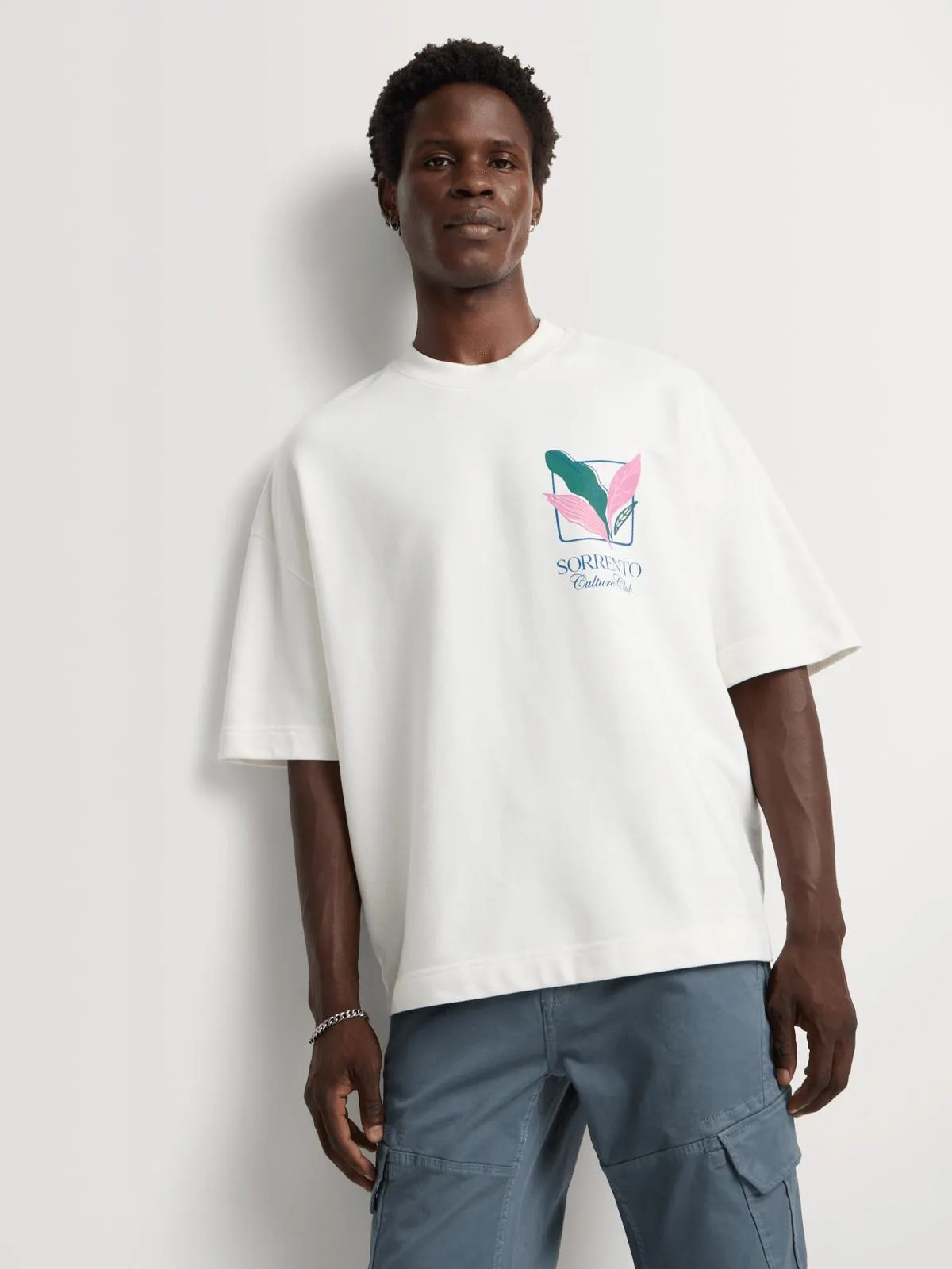 Markham Men's Extreme Boxy Fit Milk Graphic T-Shirt