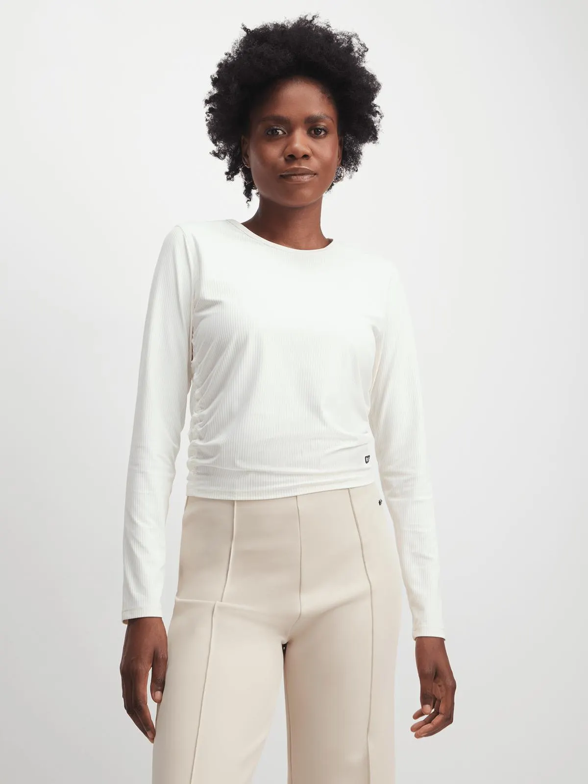 Womens TS Ruched Long Sleeve Milk Performance Tee