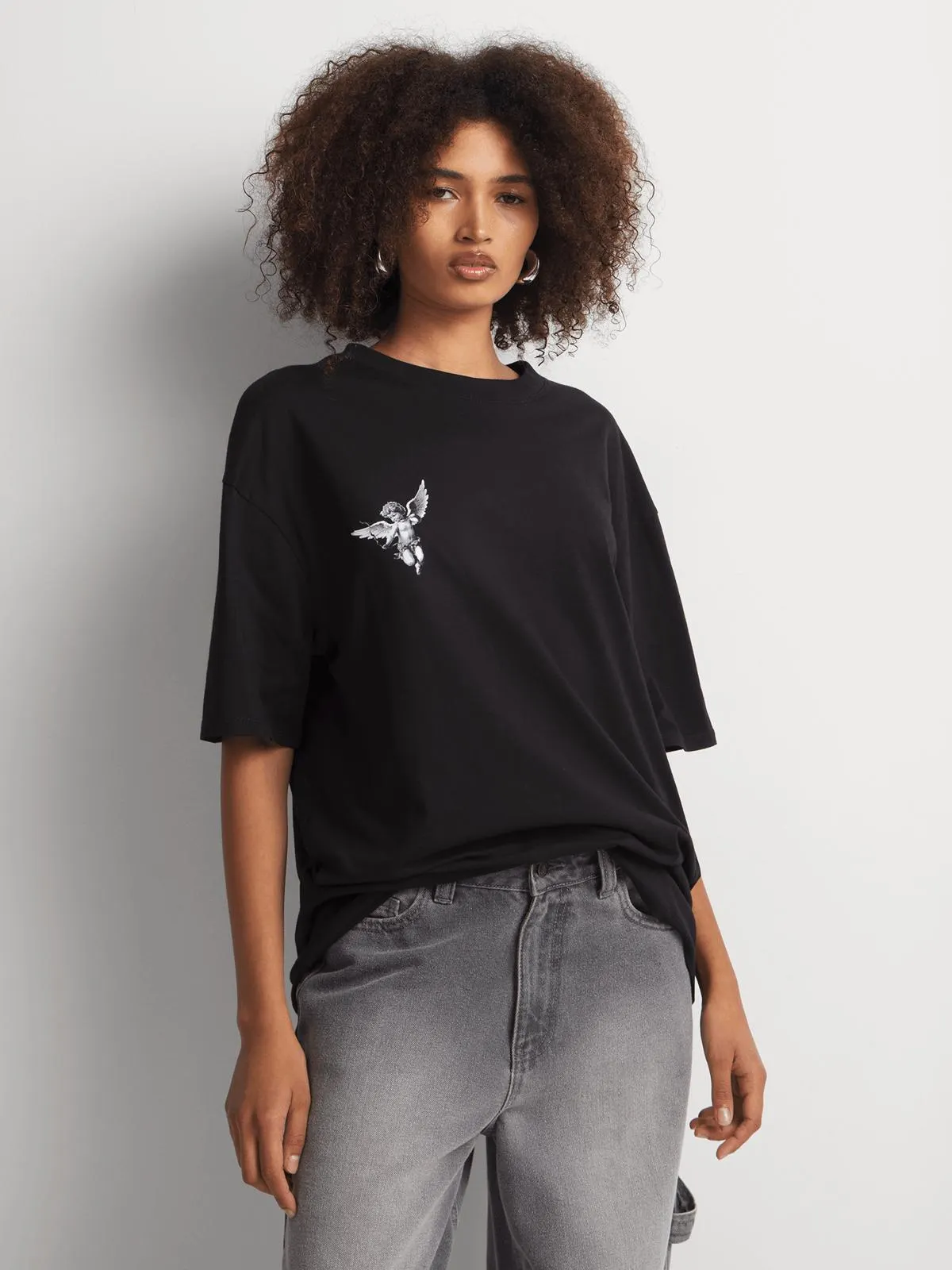 Y&G Oversized Cupid Graphic T-Shirt