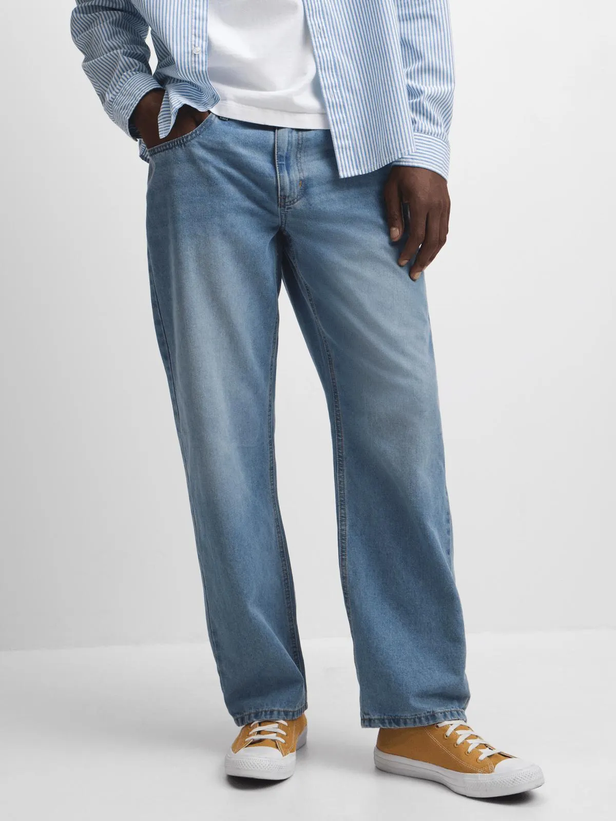 Jet Men's Mid Wash Straight Leg Denim