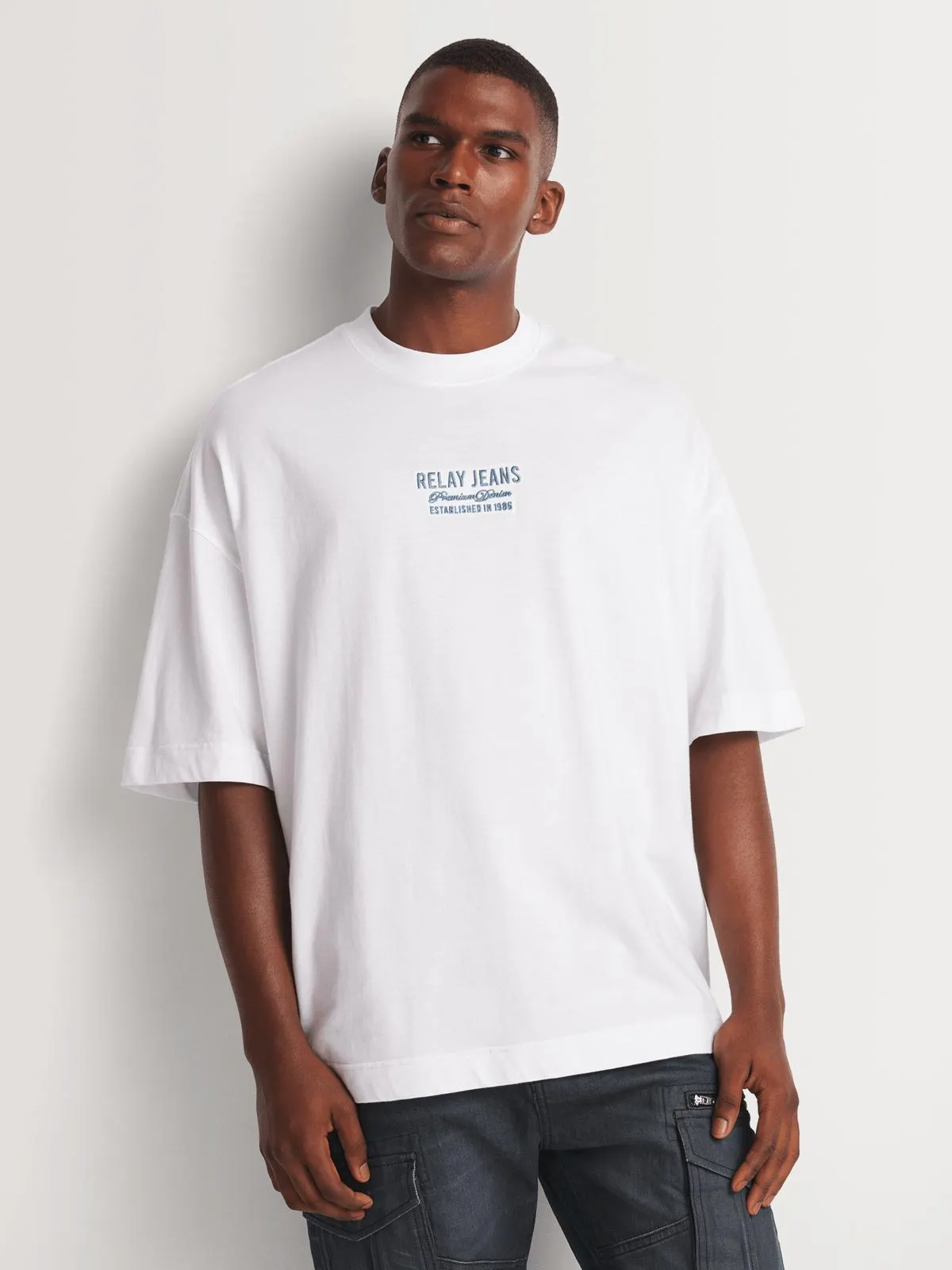 Men's Relay Jeans Boxy Sandwhich Centre Branded Milk Graphic T-Shirt