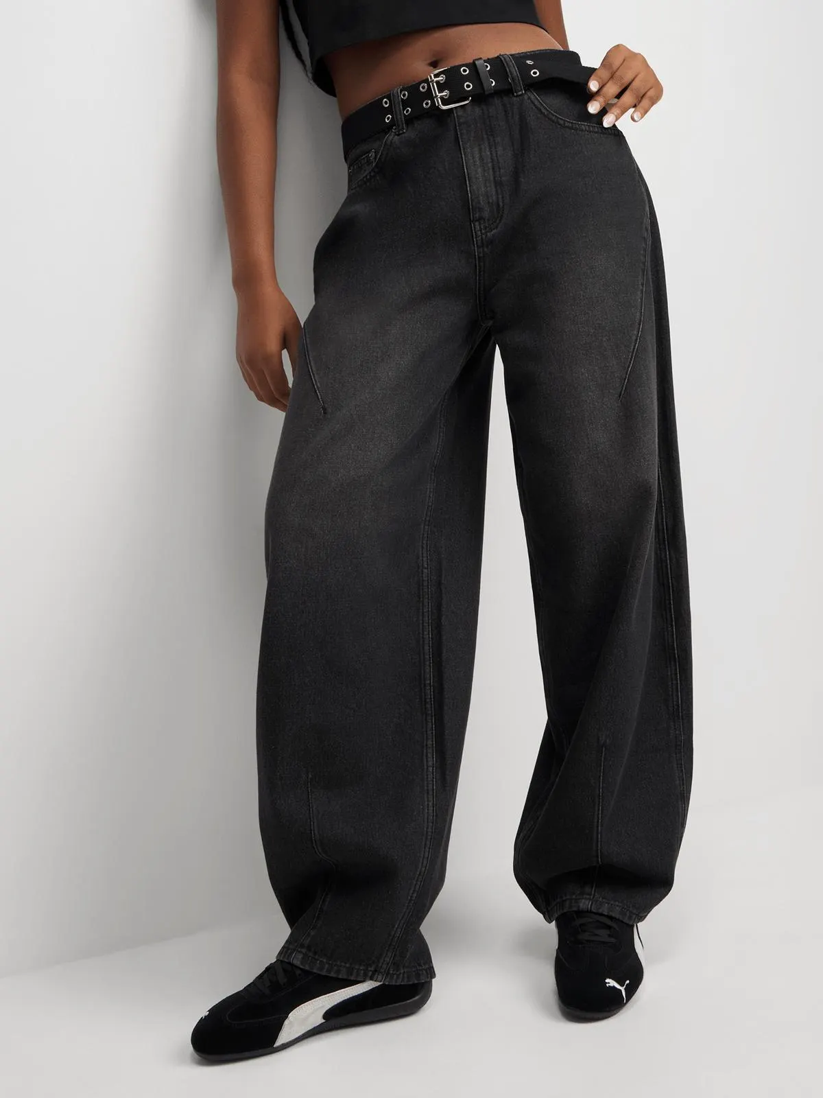 Redbat Women's Black Wash Barrel Jeans