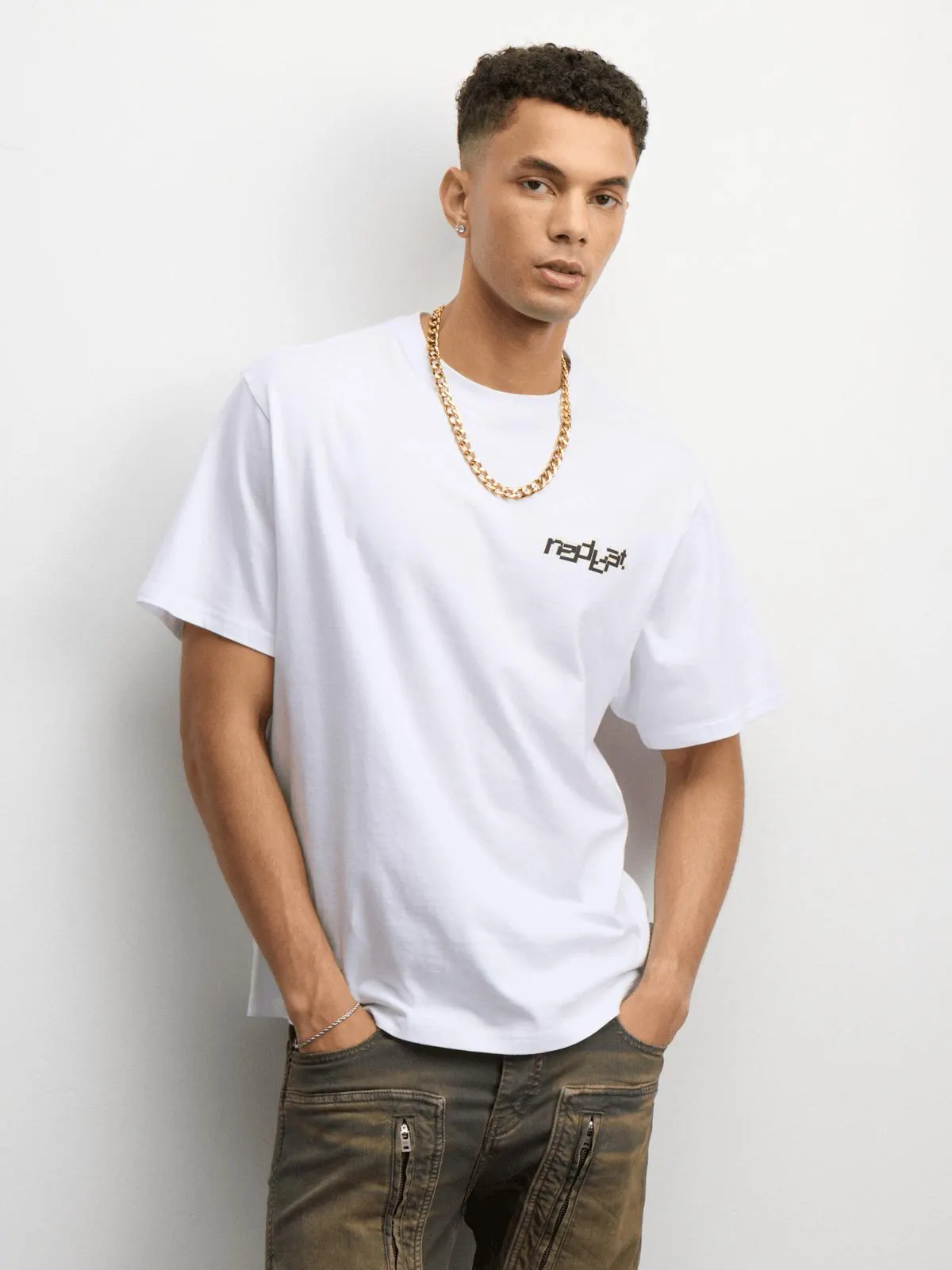 Redbat Men's 'Daily Grinds' Graphic White T-Shirt