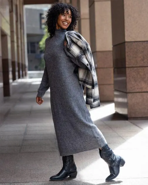 Ladies Long Sleeve Knit Dress