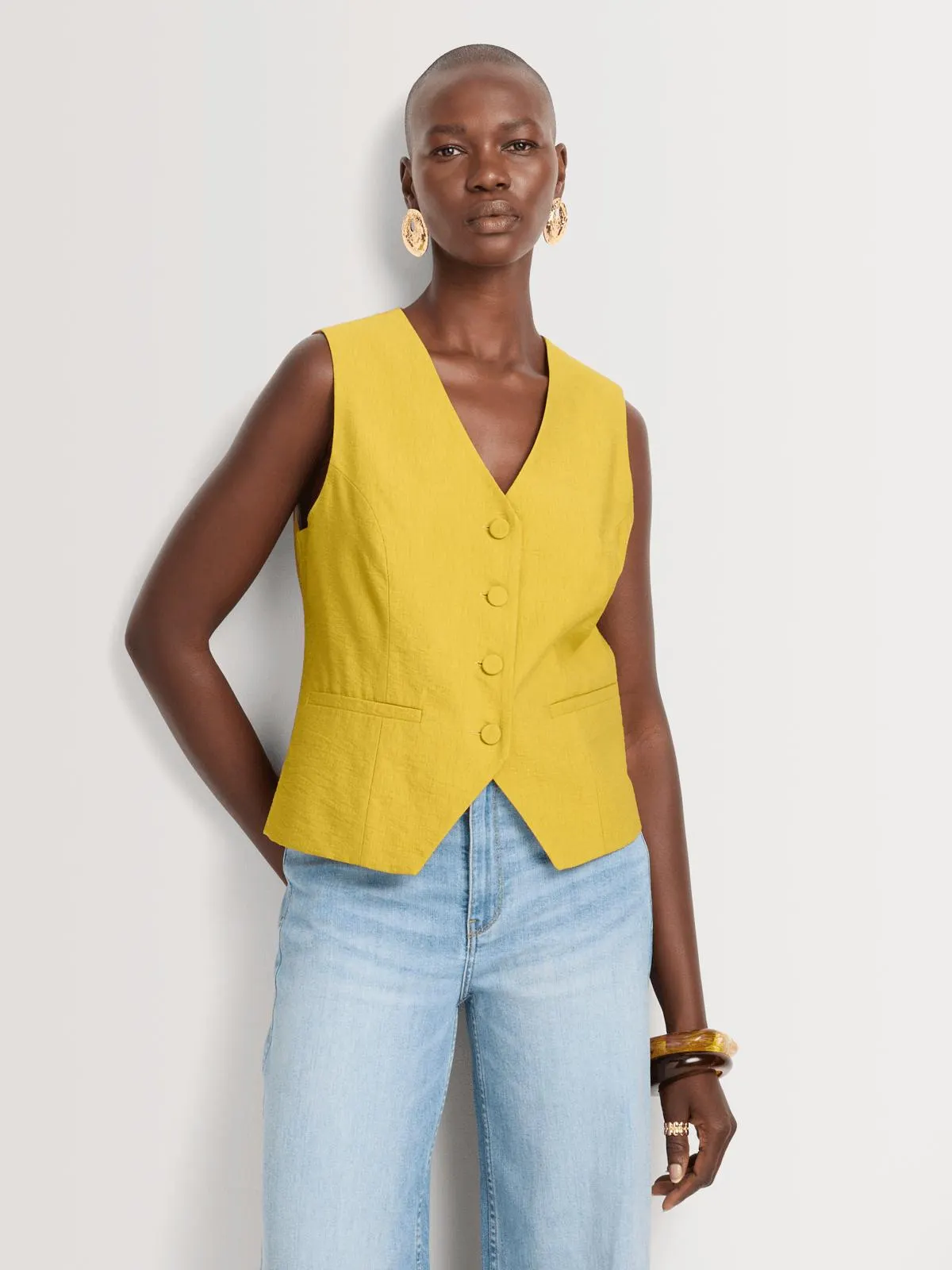 Traditional Capri Linen-like Waistcoat