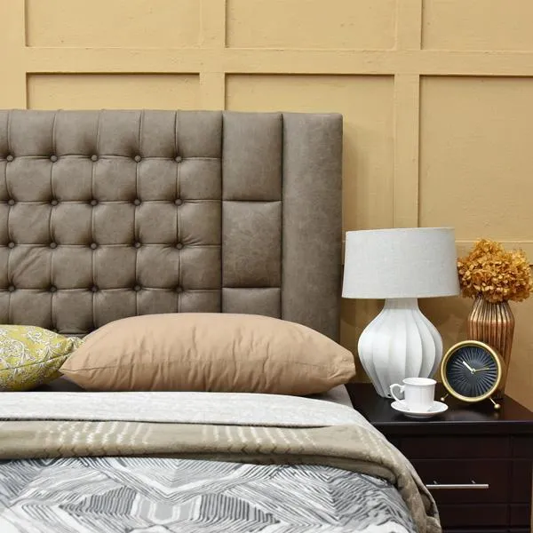 Bella Queen Wilson Headboard