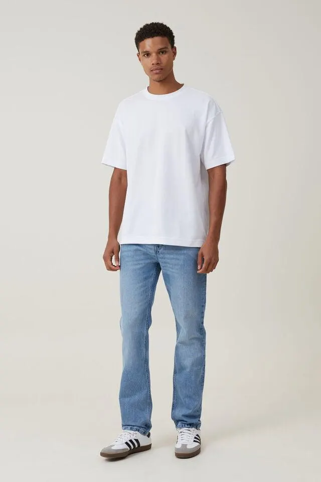 Regular Straight Jean