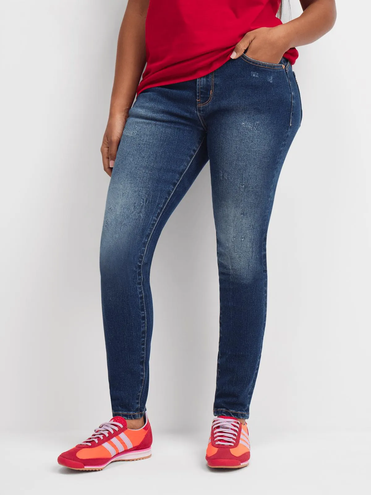 Redbat Women's Dark Wash Skinny Jeans