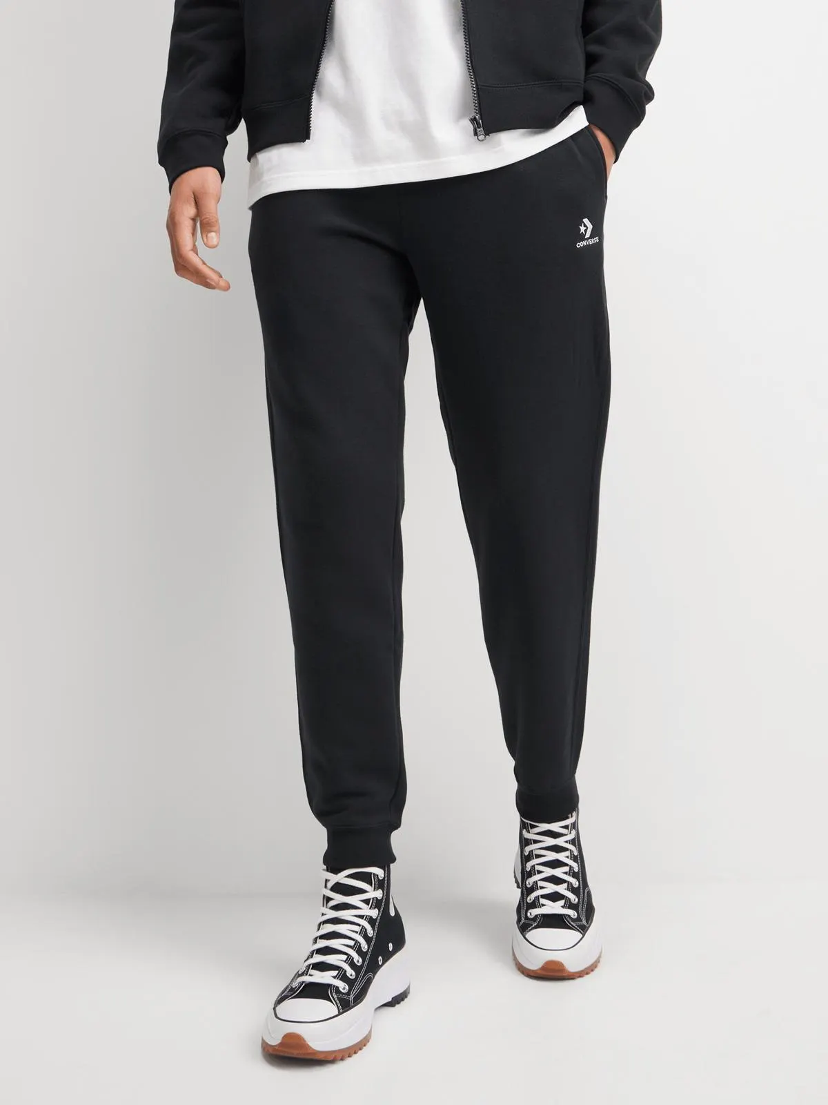 Converse Men's Go-To Embroidered Star Chevron Brushed Back Fleece Black Sweatpant