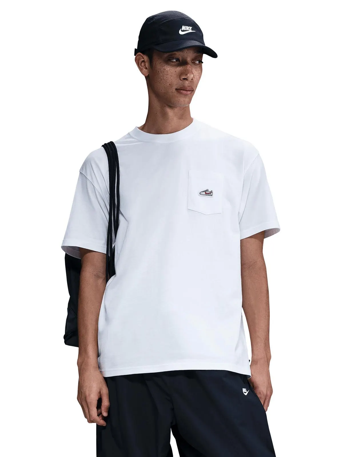 Nike Men's Nsw Max90 Sneaker Patch White T-Shirt