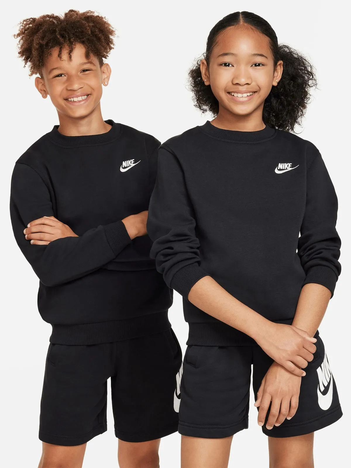 Nike Unisex Youth Sportswear Club Fleece Black Sweat Top