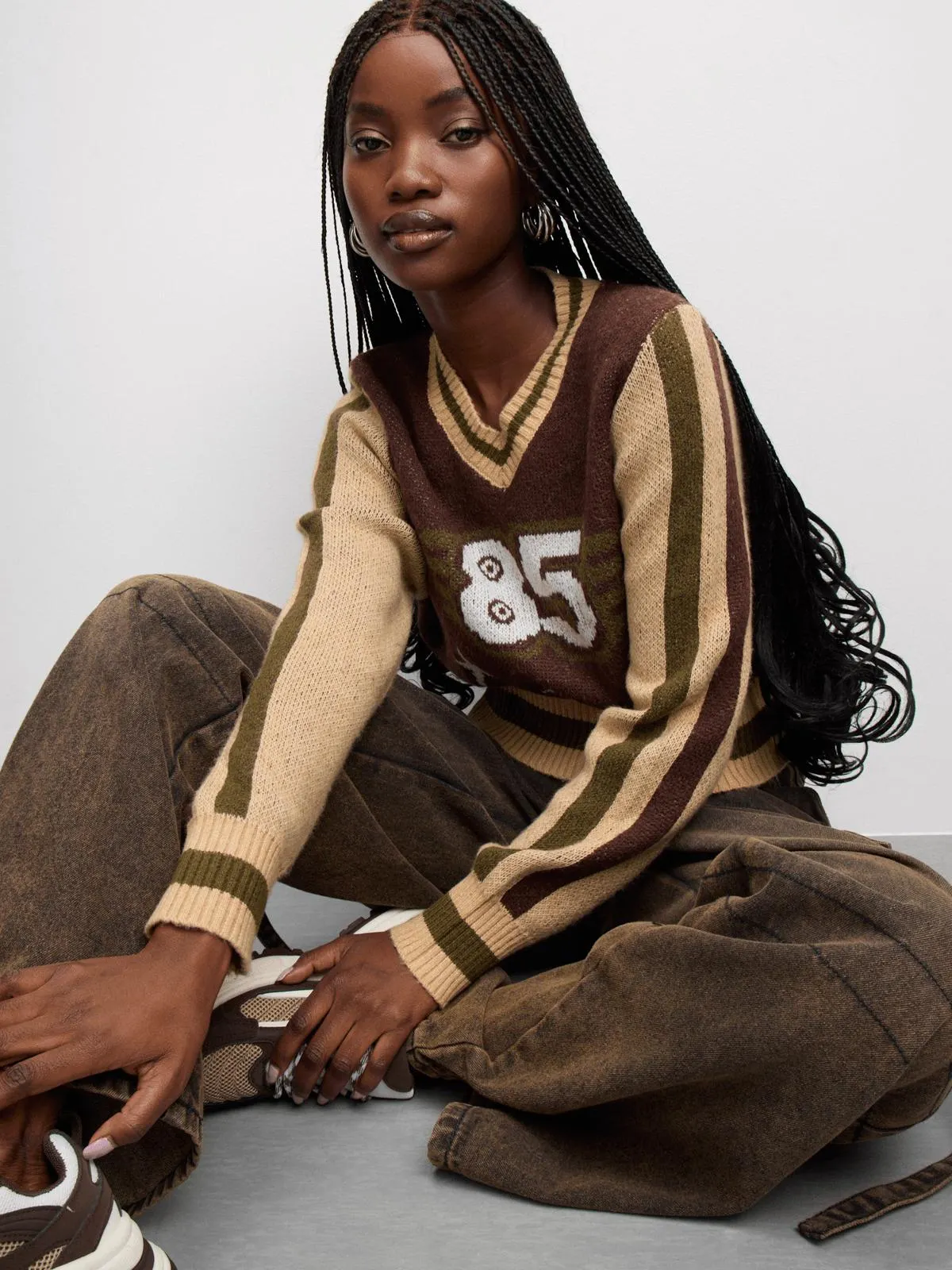 The FIX Women's Brown Knit 85 Graphic Top