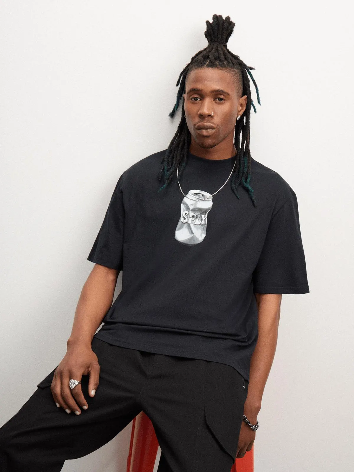 The FIX Men's Black Graphic T-Shirt