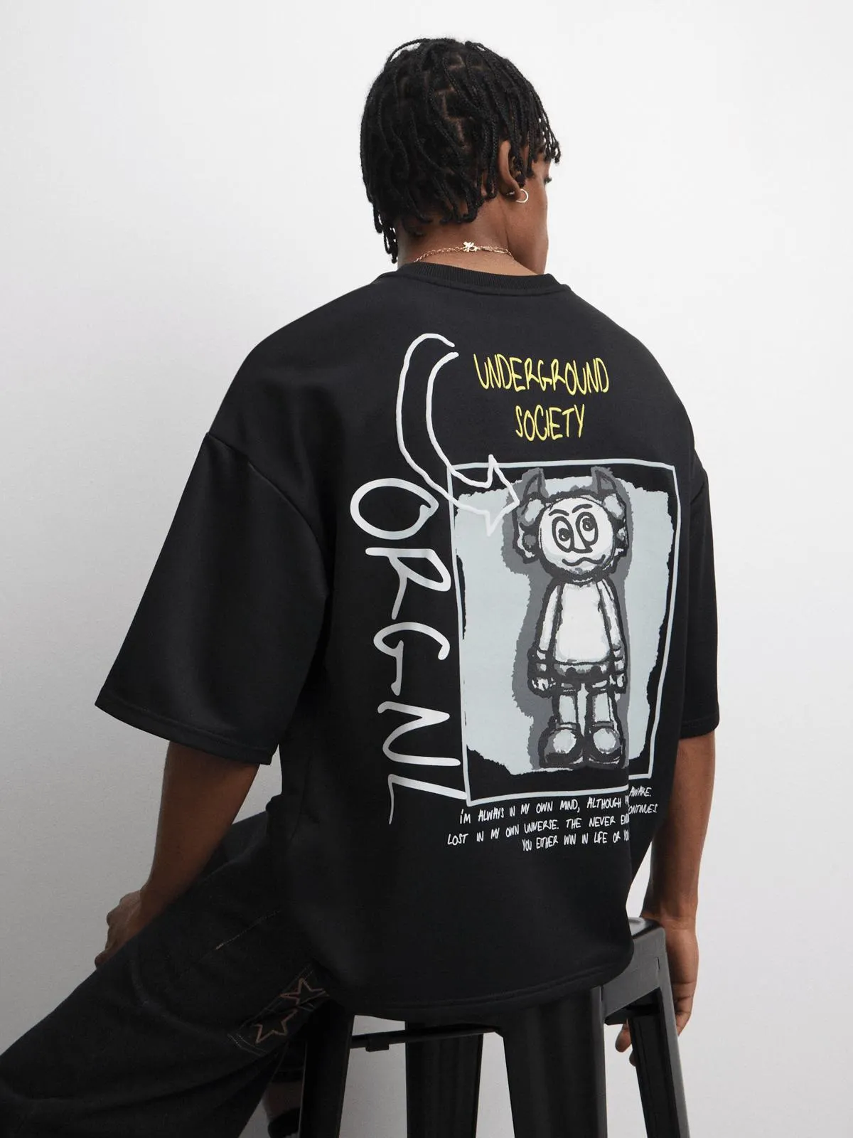 The FIX Men's Black Underground Patch Grphic T-Shirt