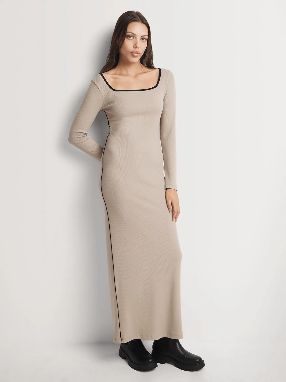 Y&G Tipped Long Sleeve Column Maxi Dress