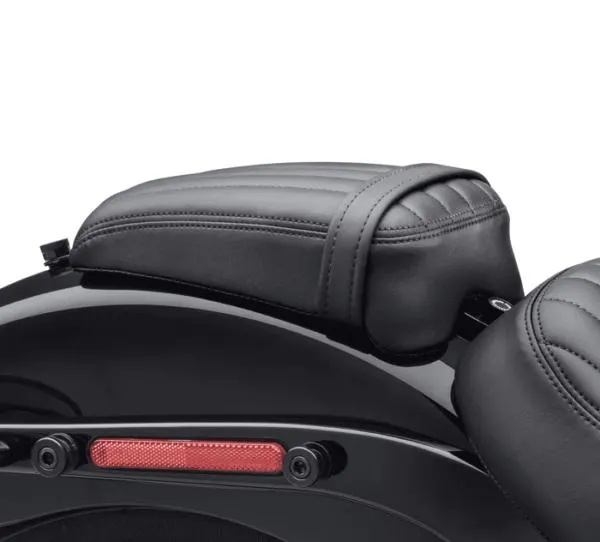 Passenger Pillion – Street Bob Styling