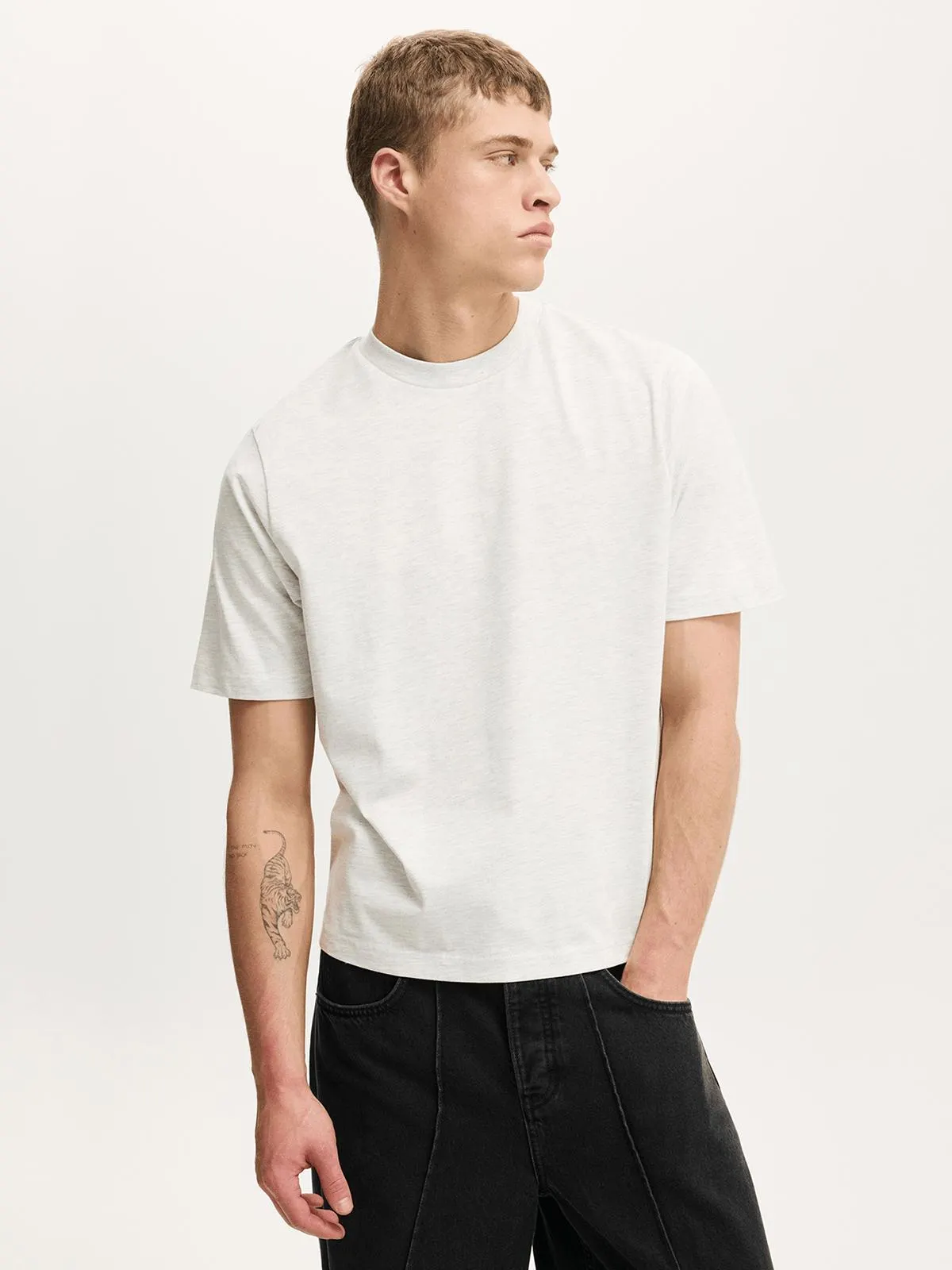 Men's Cotton On White Cropped Fit T-Shirt