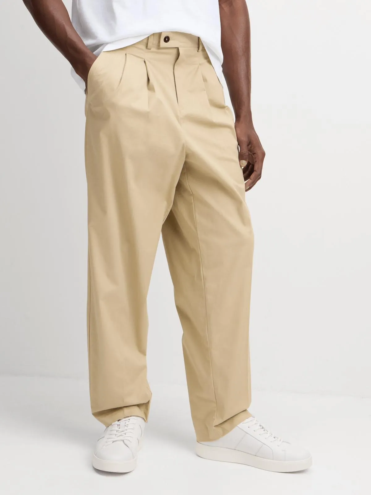 Jet Mens Ecru Baggy Pleated Chino