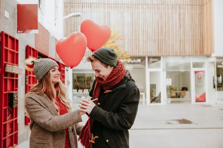 Valentinstag in der Schweiz: Geschenkideen und Angebote