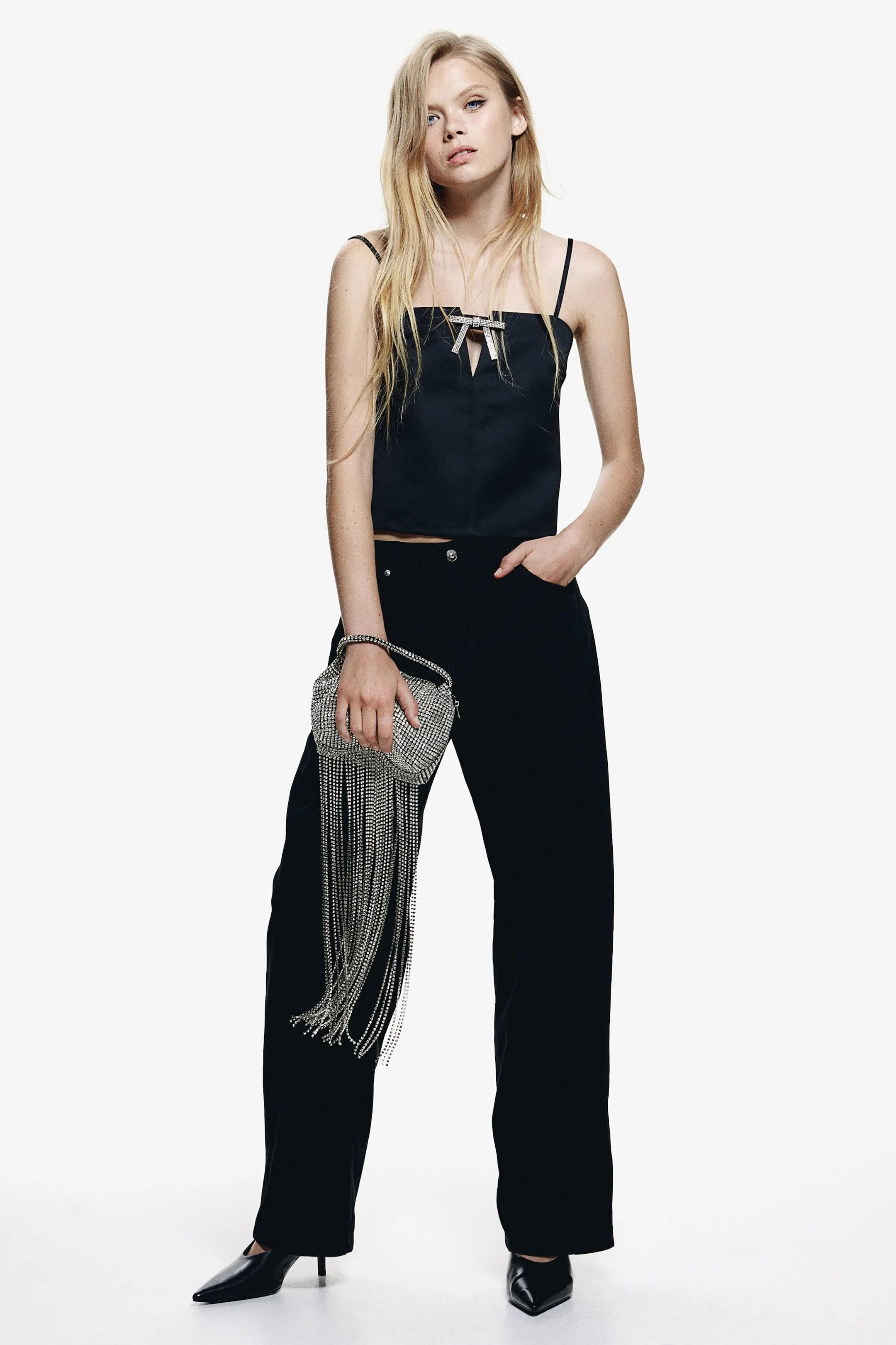 Pantaloni de twill largi pe picioare