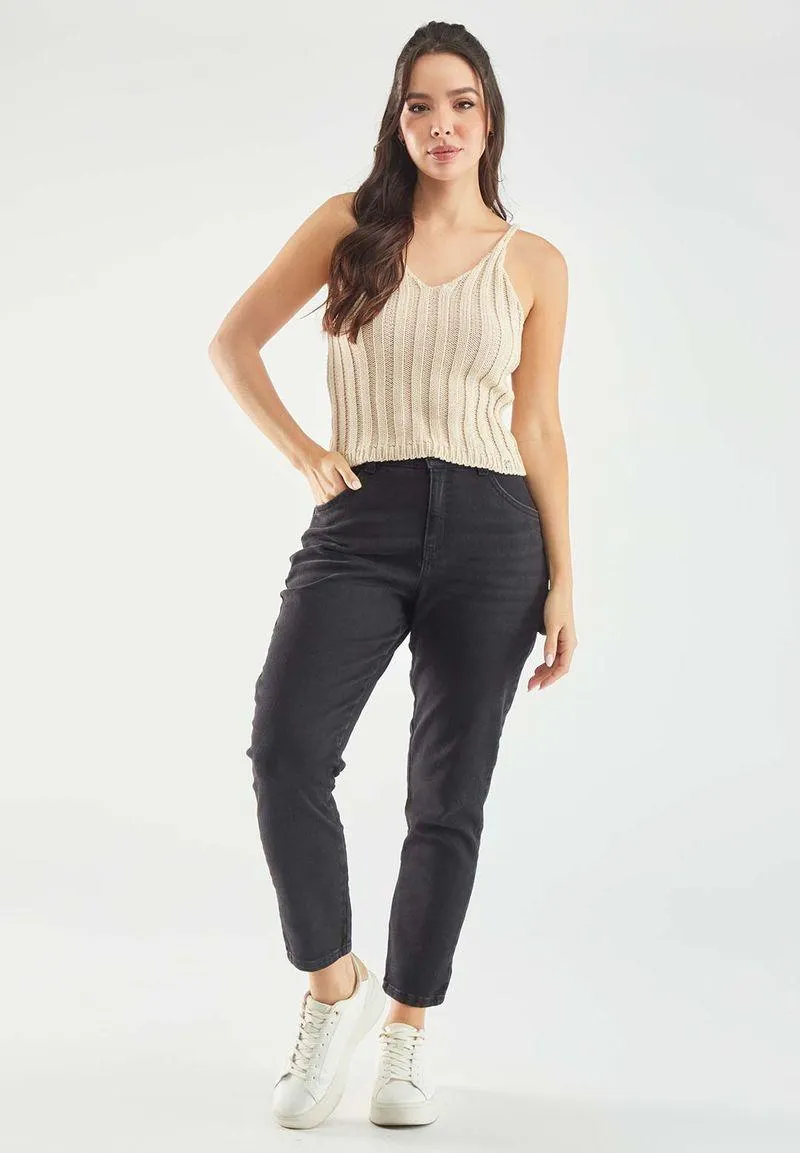 Jean mom jean lavado negro y tiro alto para mujeres