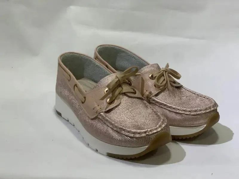 Mocasín en cuero