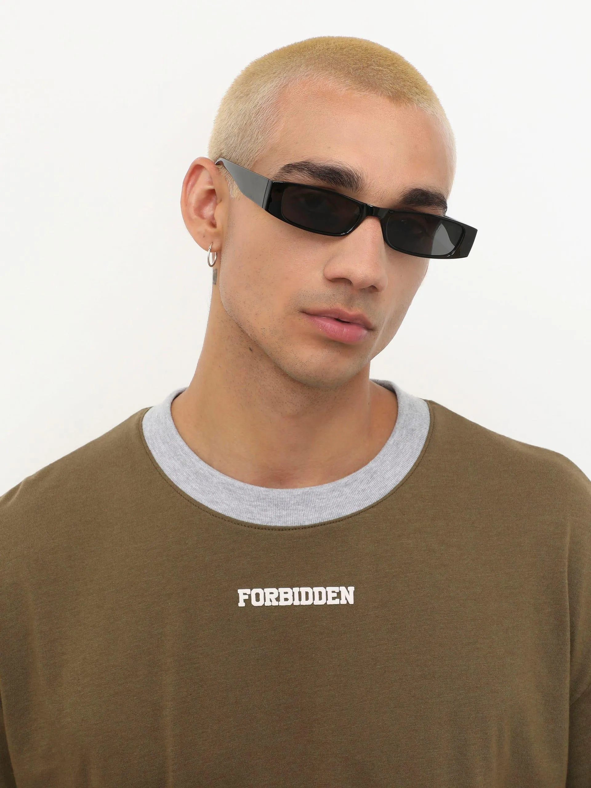 Playera Manga Corta Estampado Forbidden Verde