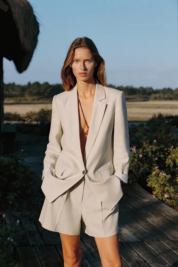 BLAZER CON LINO PUÑO ESTAMPADO