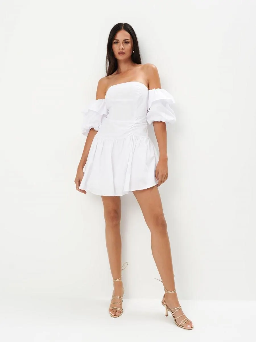 Rochie mini cu umerii goi